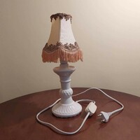 Porcelain table lamp