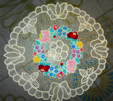 Tablecloth embroidered with Kalocsai risel pattern 40 cm