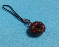 Chocolate donut pendant (mini)
