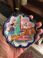 Japanese Ming era porcelain hand-painted plate, 13 cm