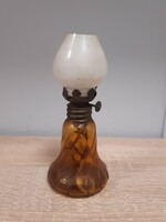 Régi kicsi üveg petróleum lámpa, virrasztó lámpa