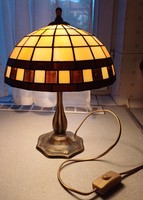Antique tiffany table lamp on rèz base. A video was also made about it. Mood lamp