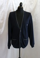 Elegant men's sweater with buttons on the front. In size xl/xxl