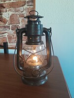 Bat 158- storm lamp, kerosene lamp