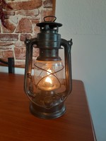 Bat 158- storm lamp, kerosene lamp