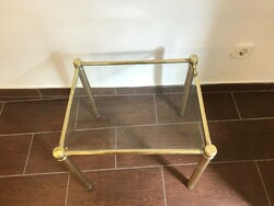 Table with glass top. It is likely that it is a metal alloy coated with copper. Worn in a small place. 38X45 cm