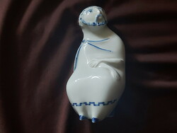 Zsolnay filozófus ritka figurális porcelán