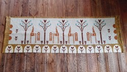 Németh Éva textilművész falvédő, falikárpit, szőttes, szőnyeg, 170 x 55 cm