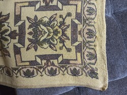 Vintage woven bedspread tablecloth 135 x 190 cm
