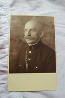 Régi katonai (?) fotólap, idősebb egyenruhás férfi 1910-30-as évek körüli