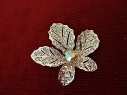 Petal-shaped small stone brooch from the 70s, diameter 4-4.5 cm. Jokai.
