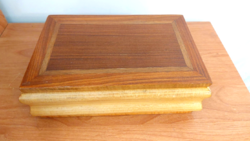 (K) old wooden box 25x16x8 cm