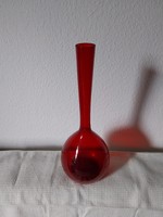 Piros színű üveg váza