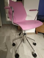 Irodai szék - design tervezett / "Barbie pink