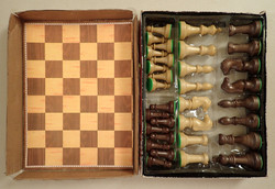 Hiánytalan retró gyerek versenysakk készlet sakkfigura verseny sakk figura figurák sakkfigurák