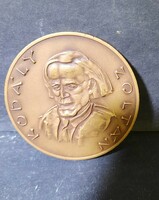 Kis Nagy András: Kodály Zoltán- eredeti jelzett bronzplakett, 6 cm, Állami Pénzverő