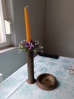Copper vase (19 cm) + ashtray (diam. 12 cm)