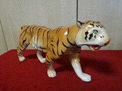 Orosz porcelán tigris, hossza 34 cm. Jókai.