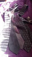 Négy vintage Pierre Cardin nyakkendő