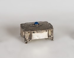 Ezüst kék köves doboz  - cizellált felülettel