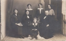 Old photo sheet, postcard, family tableau of Matz and his partner Löcse 1915