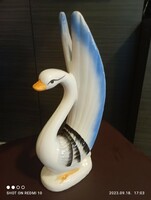 Swan porcelain