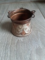 Sumptuous old miniature copper kettle (6x4.7x6.3 cm)