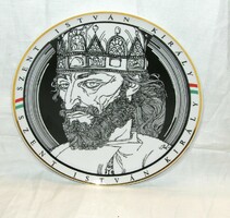 Szász Endre István király  Hollóházi porcelán falitányér - 24,5 cm