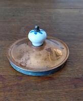 Réz tető porcelán fogantyúval