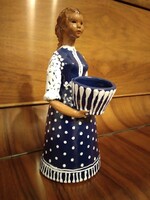 Vintage kerámia kék-fehér ruhás női figura (mécsestartó)
