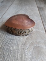 Wonderful antique heart-shaped copper box (7.2x7.7x3.5 cm)