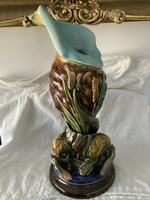 Antique sarreguemines majolica vase / with plastic decoration