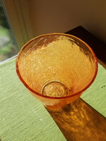 Nagy, narancssárga repesztett üveg kaspó