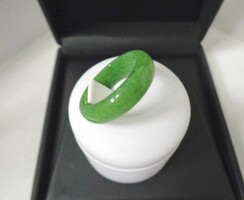 Jade mineral ring size 55