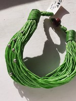 Zöld  dízájn kézműves karkötő,bőrszíjas ezüst kombinációval!