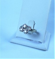 Amazing 14k white gold ring with diamond gems!!!