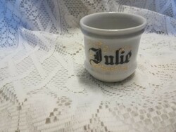 Porcelán mini bögre, "Julie" fekete felírattal