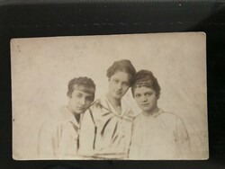 Photographer Axer's workshop in Kőszeg, old photo-postcard/ family portrait. Size: 13.5x8.5 cm