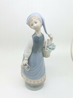 Lladro 5024 spanyol porcelán holland lány kendővel korsóval 20cm