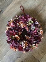 Beautiful hydrangea wreaths with a diameter of 30 and 35 cm