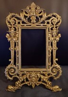 Unique metal picture frame