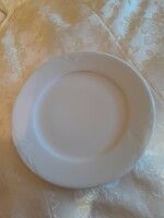Feher tányér 19 cm