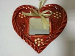 Glazed ceramic mirror, burgundy - in a heart-shaped frame. Maker: carpenter. Jokai.