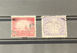 Golden Gate 20 Cents és Arlington Amphiteatre 50 Cents US bélyegek