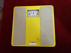 Mechanical personal scale, size: 26x26 cm. Jokai.