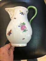 Herend porcelain pourer, 24 cm high, for collectors. Victoria pattern