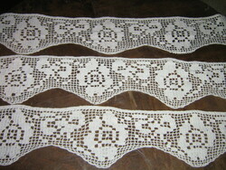 Beautiful white hand crocheted antique shelf strip