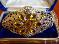 Antique filigree brooch with citrine colored stones 8.00 x 5.3 cm