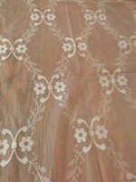 Wonderfully beautiful curtain 64 cm x 92 cm in the condition shown in the pictures 2.