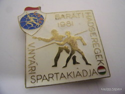 Baráti hadseregek V. nyári spartakiádja 1981 kitűző